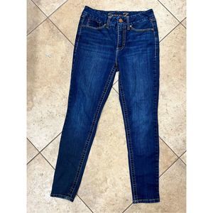 Seven7 Jeans